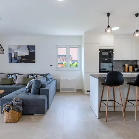 Tea By Rent Istria Vila Umag